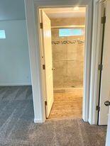 607 W Walnut Ave, Visalia, CA 93277 photo 5