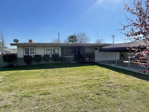 1699 E Academy Ave, Tulare, CA 93274 photo 1