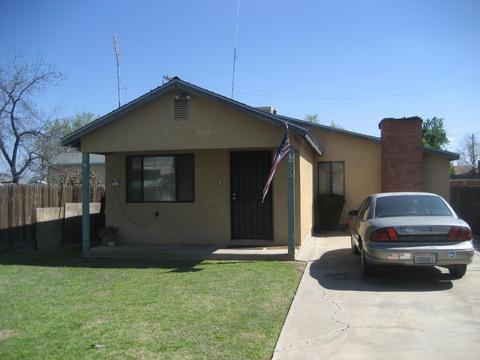 730 S Myrtle Ave, Dinuba, CA 93618 photo 2