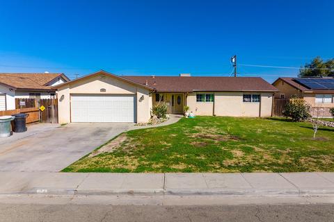 194 W Spruce Ave, Lemoore, CA 93245 photo 1