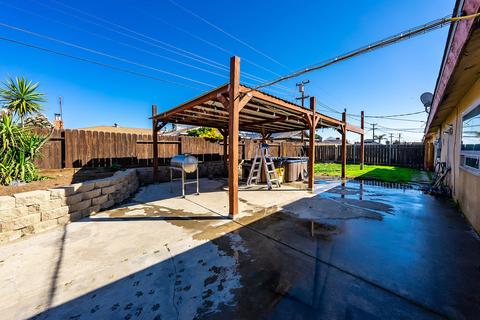 194 W Spruce Ave, Lemoore, CA 93245 photo 18