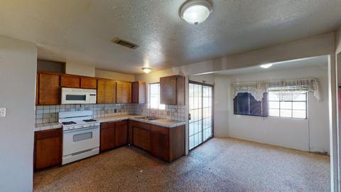 551 Rickover Ct, Corcoran, CA 93212 photo 6