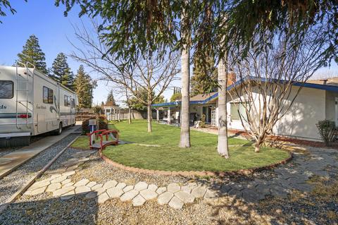 1105 E Paradise Ave, Visalia, CA 93292 photo 30