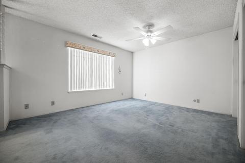 1105 E Paradise Ave, Visalia, CA 93292 photo 17