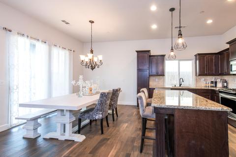 1487 Durango St, Tulare, CA 93274 photo 7