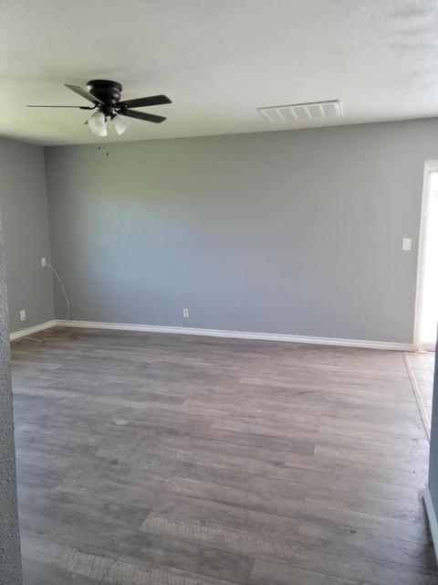 12845 Belle Haven Dr, Lemoore, CA 93245 photo 5