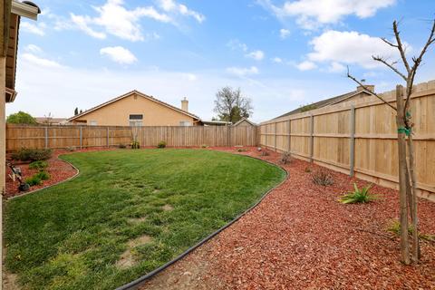 819 Willow Cir, Hanford, CA 93230 photo 33
