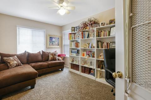 819 Willow Cir, Hanford, CA 93230 photo 25