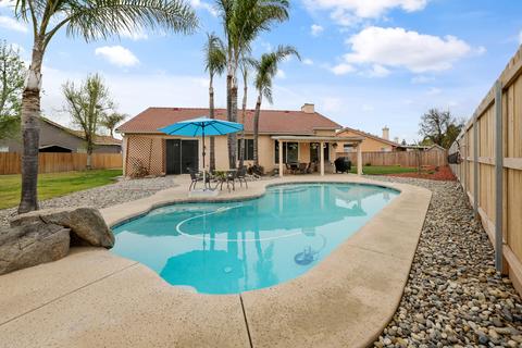 819 Willow Cir, Hanford, CA 93230 photo 39
