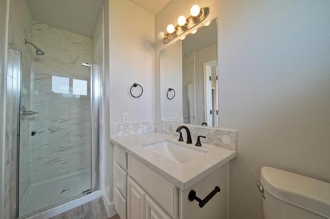 1461 E Birch Ave, Tulare, CA 93274 photo 13
