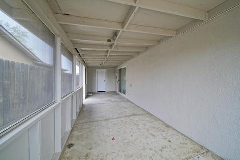 1461 E Birch Ave, Tulare, CA 93274 photo 5