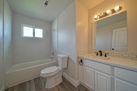 1461 E Birch Ave, Tulare, CA 93274 photo 14