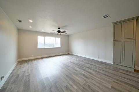 1461 E Birch Ave, Tulare, CA 93274 photo 2