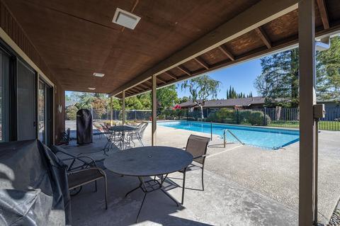 2020 E Vassar Dr, Visalia, CA 93292 photo 25