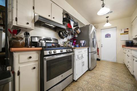 976 Avon Dr, Tulare, CA 93274 photo 14