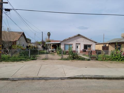 616 E Center Ave, Earlimart, CA 93219 photo 1