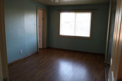 351 N C St, Exeter, CA 93221 photo 9