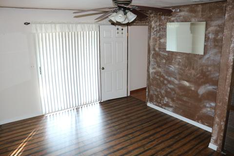 351 N C St, Exeter, CA 93221 photo 14