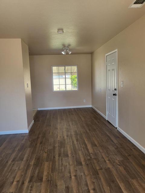 403 Beverly Dr, Clovis, CA 93612 photo 9