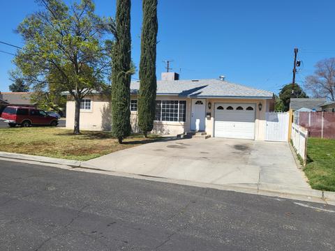 403 Beverly Dr, Clovis, CA 93612 photo 2