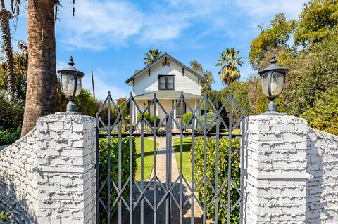 1041 S Kaweah Ave, Exeter, CA 93221 photo 2