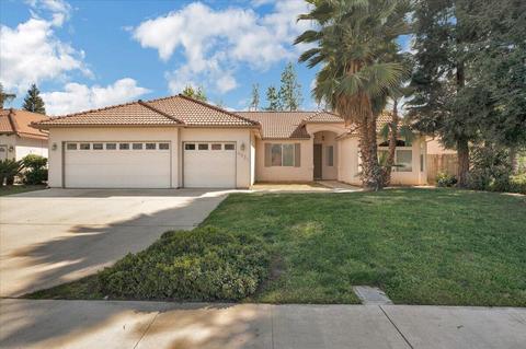 4031 E Center Ave, Visalia, CA 93292 photo 1