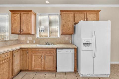 4031 E Center Ave, Visalia, CA 93292 photo 14