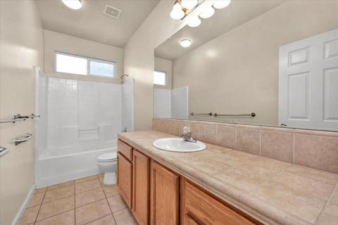 4031 E Center Ave, Visalia, CA 93292 photo 25