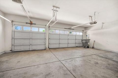 4031 E Center Ave, Visalia, CA 93292 photo 32