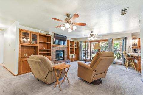 1925 E Mary Ave, Visalia, CA 93292 photo 2