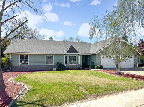 1925 E Mary Ave, Visalia, CA 93292 photo 1