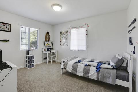 912 E Cypress Ave, Visalia, CA 93292 photo 13