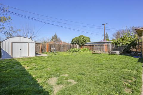 912 E Cypress Ave, Visalia, CA 93292 photo 18