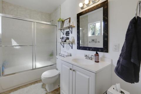 912 E Cypress Ave, Visalia, CA 93292 photo 14