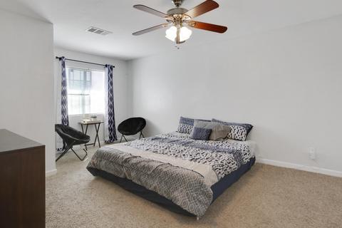 912 E Cypress Ave, Visalia, CA 93292 photo 12