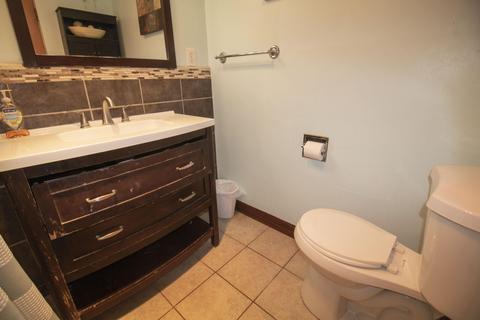 1001 E Noble Ave, Visalia, CA 93292 photo 10