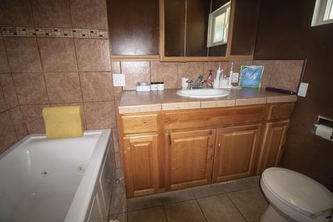 1001 E Noble Ave, Visalia, CA 93292 photo 13