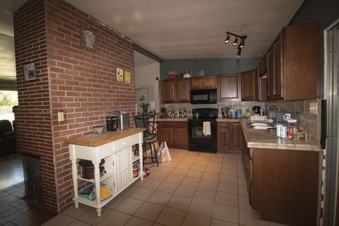 1001 E Noble Ave, Visalia, CA 93292 photo 6