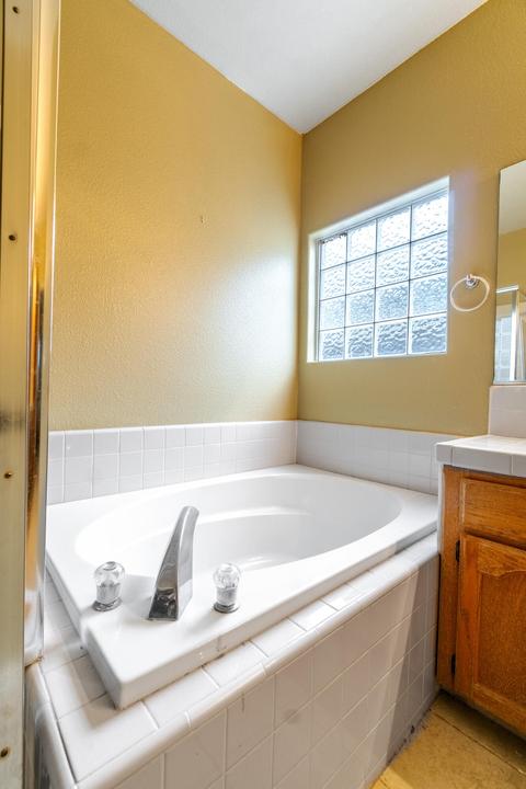 524 Mallard Ave, Lemoore, CA 93245 photo 24