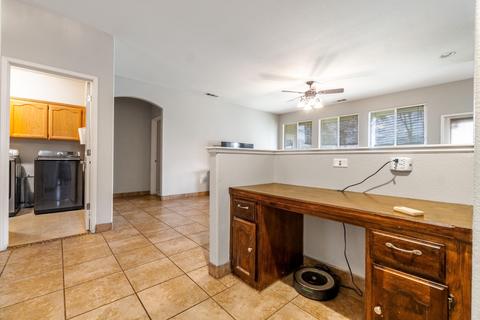 524 Mallard Ave, Lemoore, CA 93245 photo 4