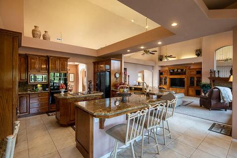 2638 E Harter Ct, Visalia, CA 93292 photo 9