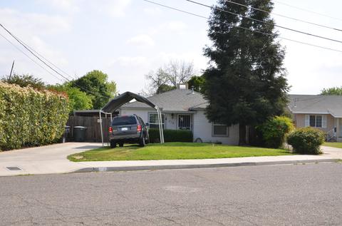 719 E Laurel Ave, Visalia, CA 93292 photo 1