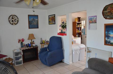 719 E Laurel Ave, Visalia, CA 93292 photo 3