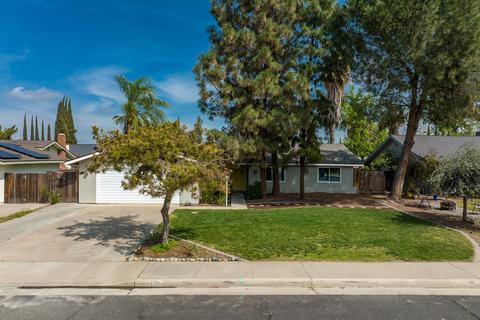 630 Orangewood Dr, Lemoore, CA 93245 photo 1
