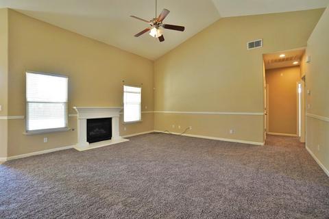 1129 Freedom Dr, Lemoore, CA 93245 photo 6