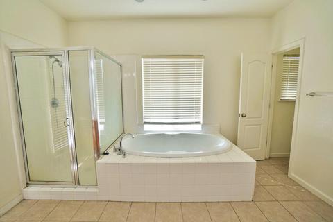 1129 Freedom Dr, Lemoore, CA 93245 photo 40