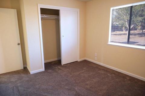 419 James Ave, Corcoran, CA 93212 photo 17
