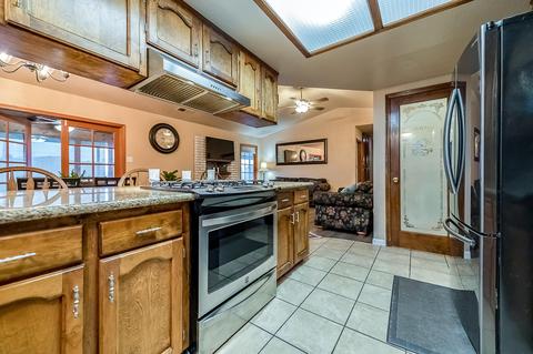 301 N Francis Ave, Exeter, CA 93221 photo 16