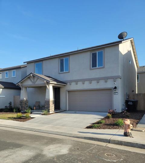 3027 E Seeger Ave, Visalia, CA 93292 photo 2
