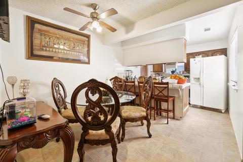 2517 S Memory St, Visalia, CA 93277 photo 4